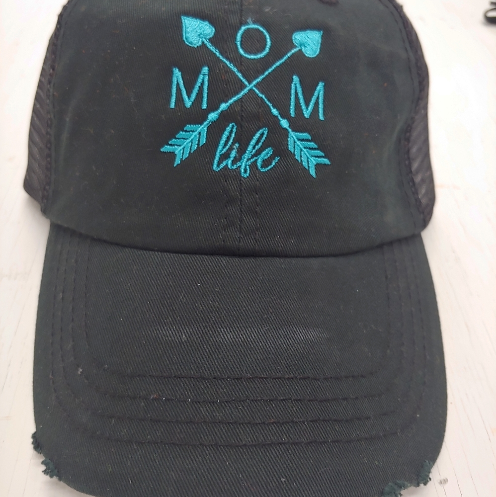 Distressed Black Mom Baseball Cap